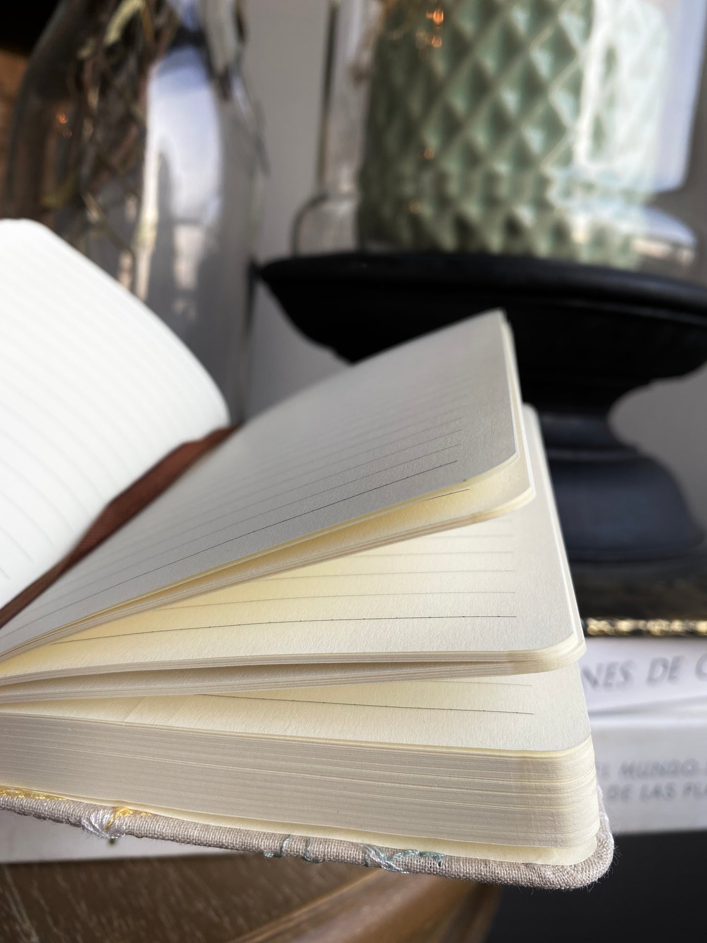 Libreta De Género Floral Beige